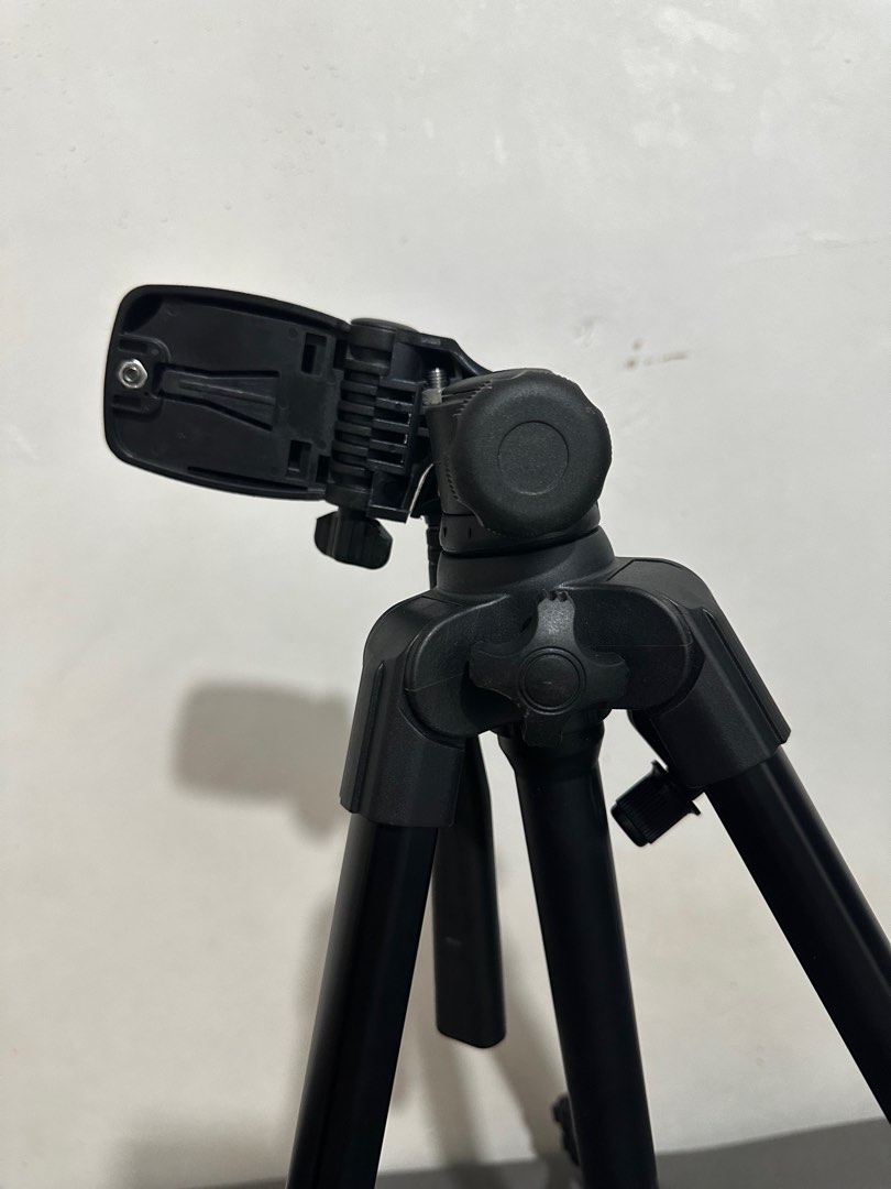 BENRO TRIPOD, Computers & Tech, Parts & Accessories, Other Accessories