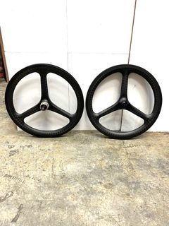 **Carbon Fiber 12K Ceramic Bearing Tri-Spoke SEMA without Logo Matt Black / Glossy Black Lightweight 1pair 1012kg 16 inch 349 External 4to7 Speeds Ceramic Bearing 3/2 Hub 112mm 74mm (Made In Taiwan)  Brompton 3sixty Pikes