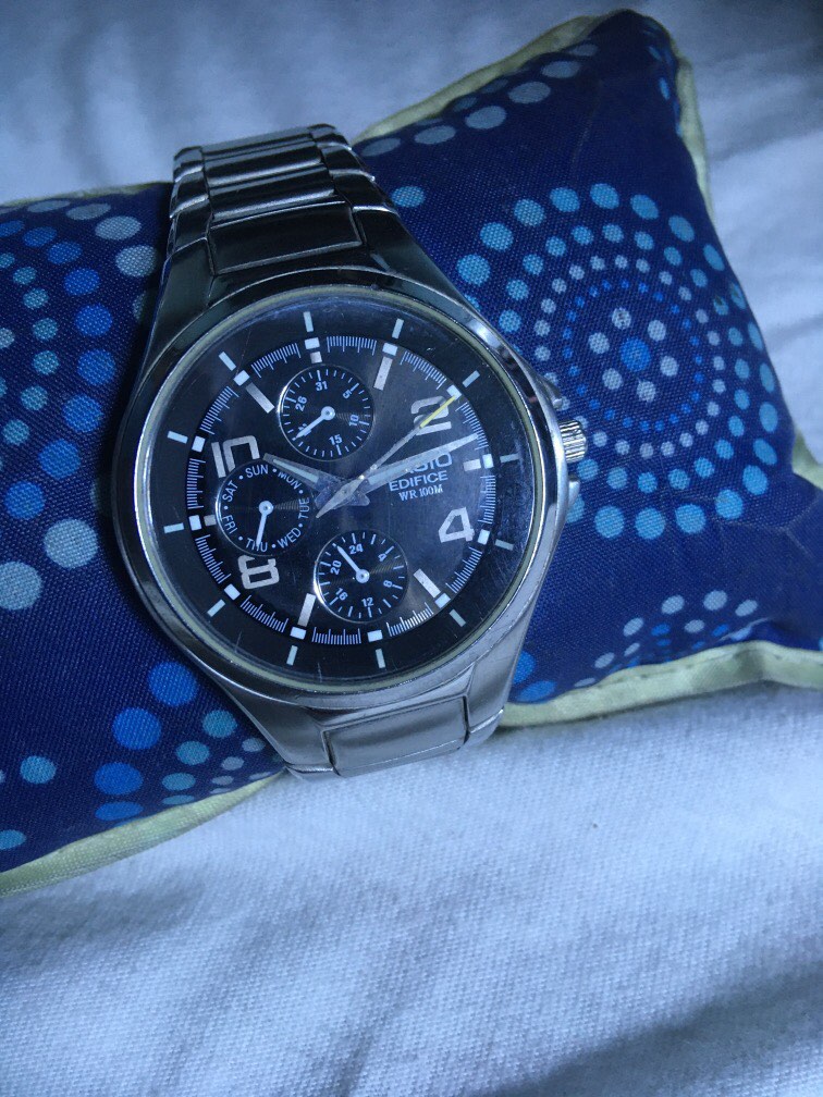 casio quartz chronograph authentic, Men's Fashion, Watches ...