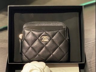 Chanel 19 Caramel Zipped Coin Purse Lambskin Gold Hardware – Coco Approved  Studio
