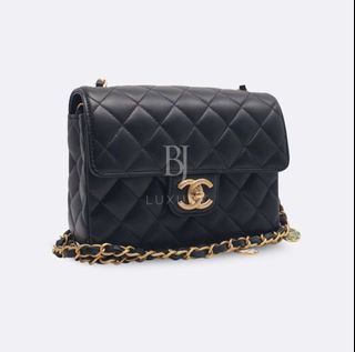 CHANEL FLAP BAG SMALL BLACK LAMBSKIN
