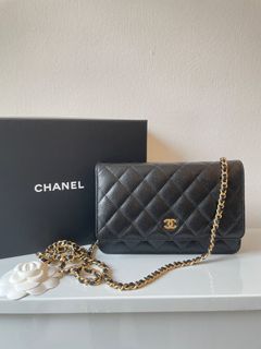 (Category: ) located in . Submitted by avoir_luxe (Listing ID 1222095451, Image 1). Description: .