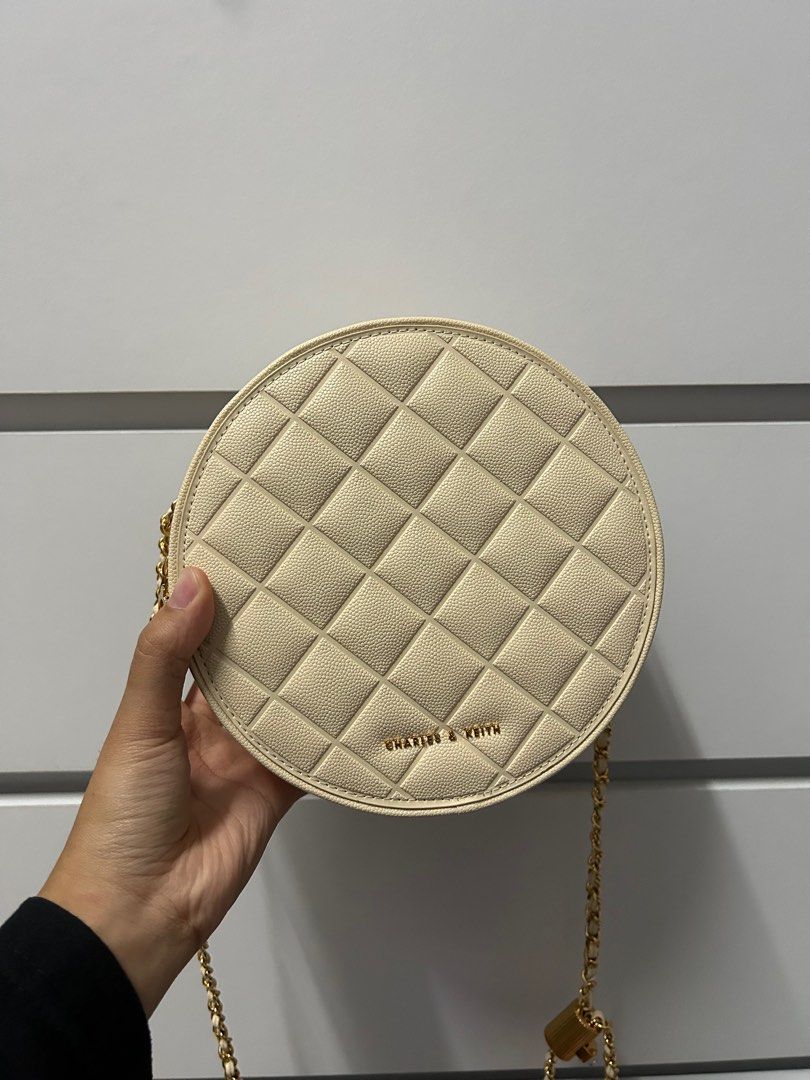 Charles and keith round bag store