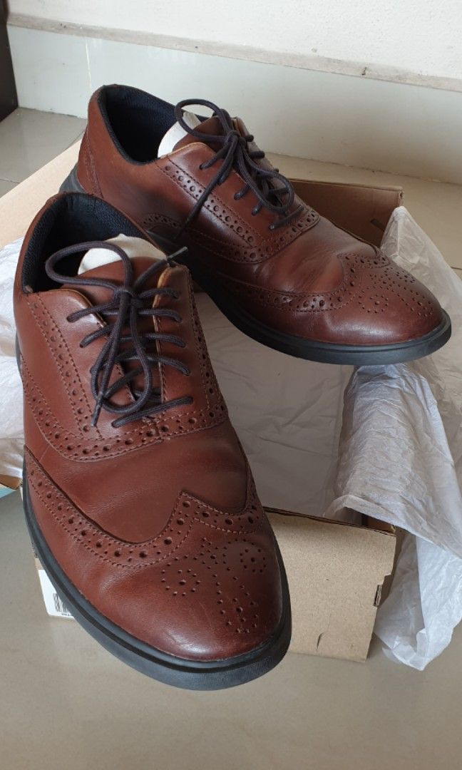 Clarks lace up brogues outlet