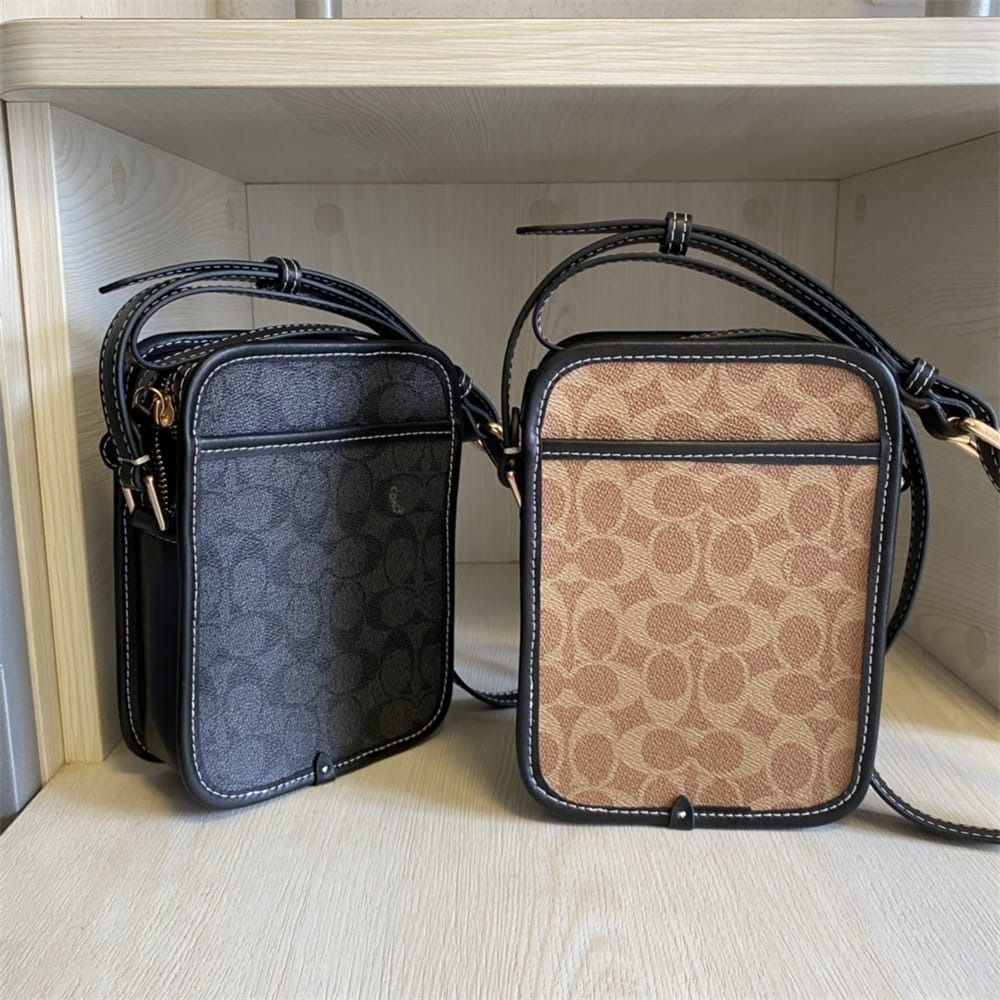 Coach zip camera bag 2025