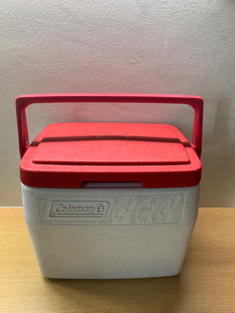 compact coleman cooler box, Sports Equipment, Hiking & Camping on Carousell