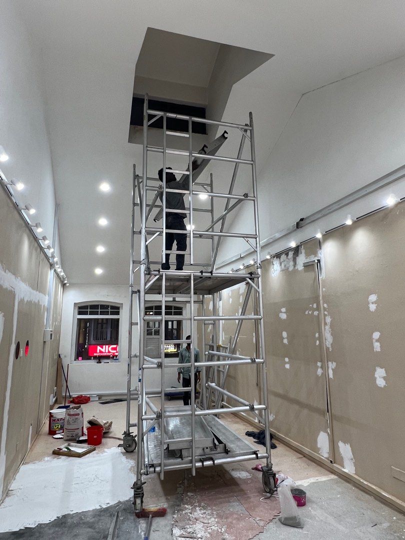 Contractor and Dismantle Disposal and Disposal and painting and Hacking and partition wall and Removal and Clearing and Dismantle and Assemble and Transportation.63109199984385112