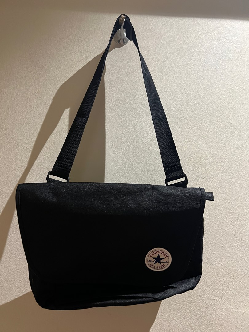 Converse sling online bag black