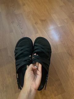 (Category: ) located in . Submitted by su_kyi (Listing ID 1222060165, Image 1). Description: .
