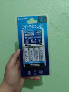 Eneloop AA 4 batteries with Overnight charger
