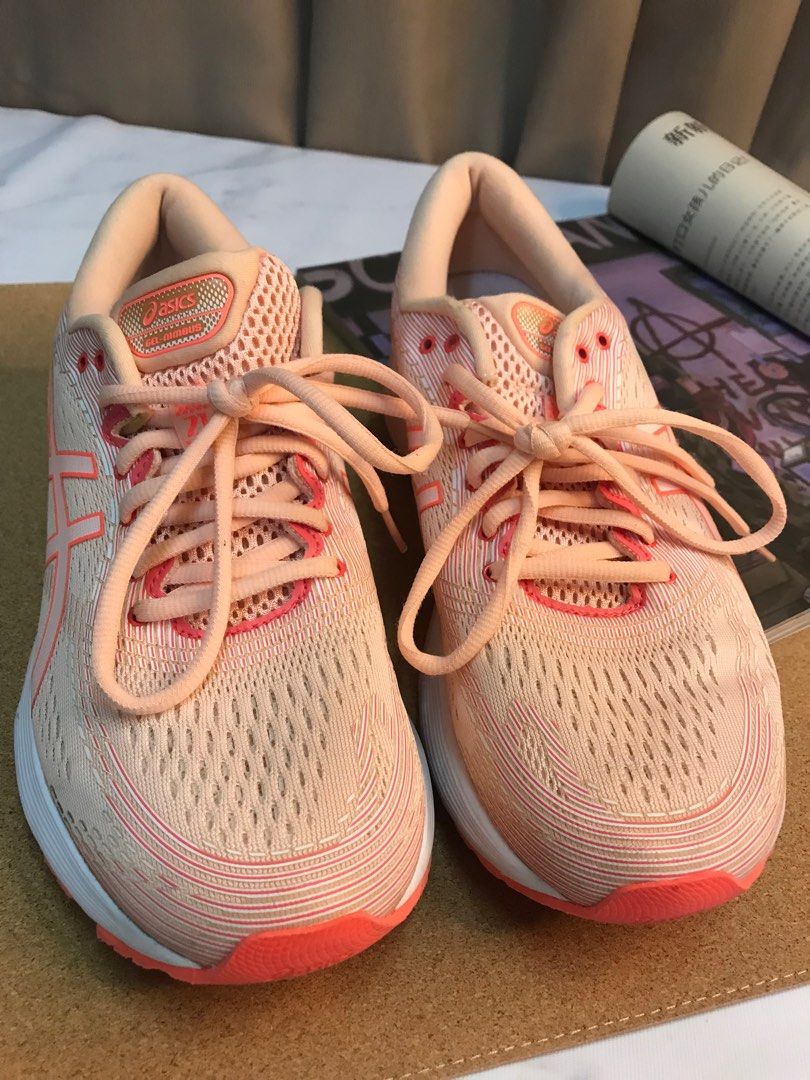 Asics deals nimbus 40.5