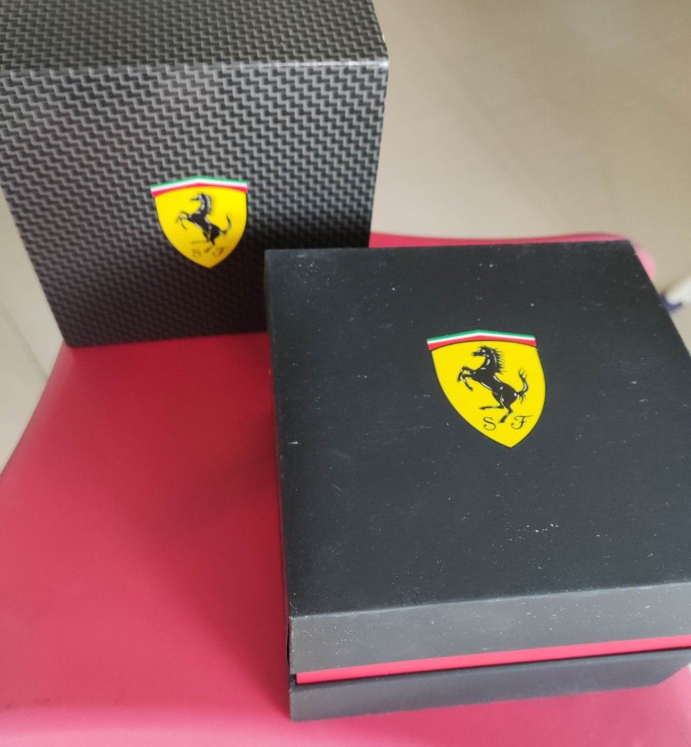 Ferrari Watch Lightly Used Men s Fashion Watches Accessories Watches on Carousell