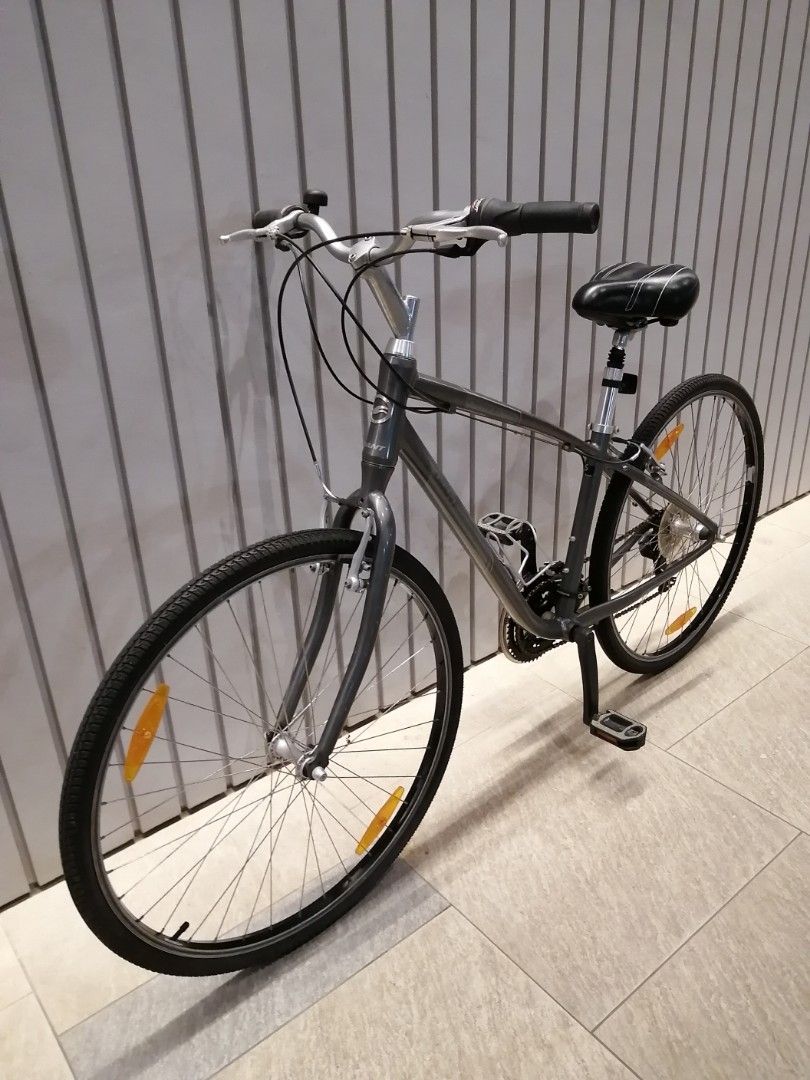 Giant City Bike, almost new, Sports Equipment, Bicycles & Parts