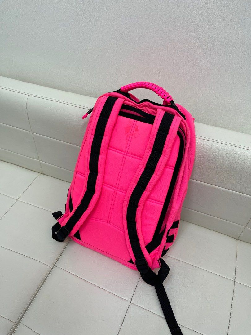 Goruck gr1 21l hot pink on Carousell