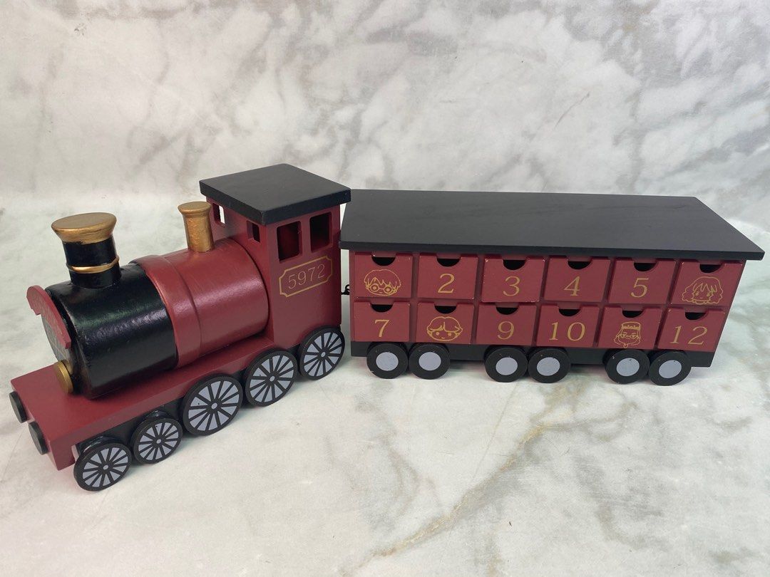 Harry Potter Hogwarts Express Train Advent Calender, 興趣及遊戲, 玩具 & 遊戲類