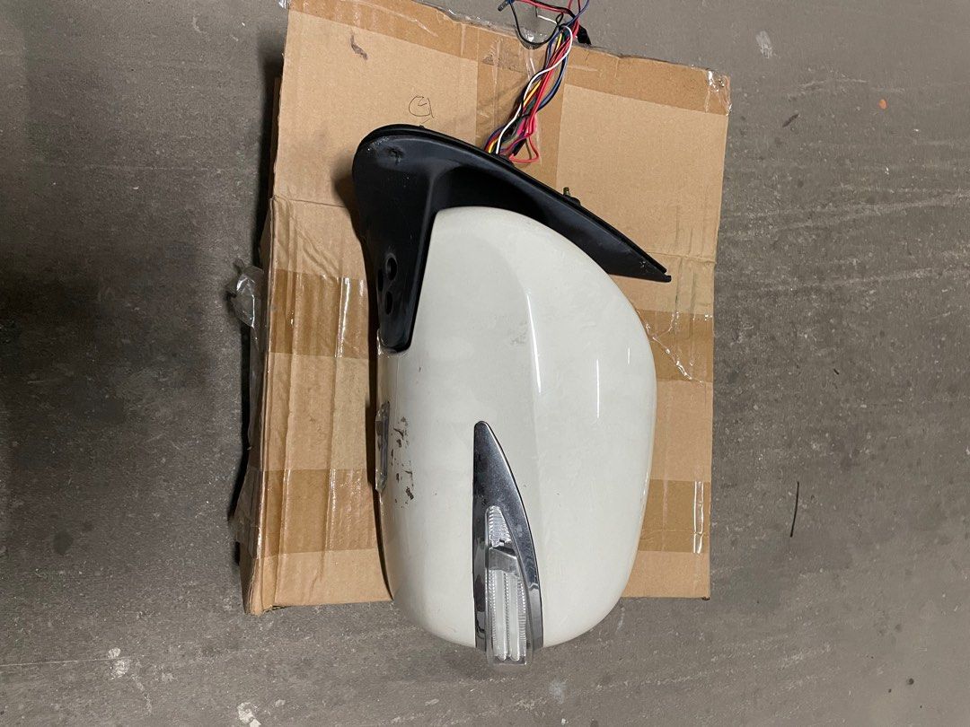 Hiace led signal light side mirror[NOT SEQUENTIAL], Car Accessories