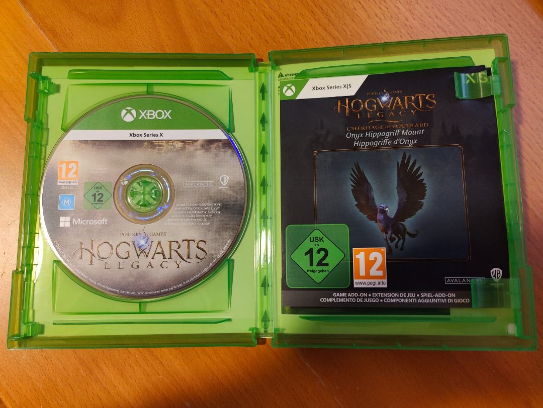 Hogwarts Legacy Xbox Series X + Hippogriff Mount AddOn, Video Gaming