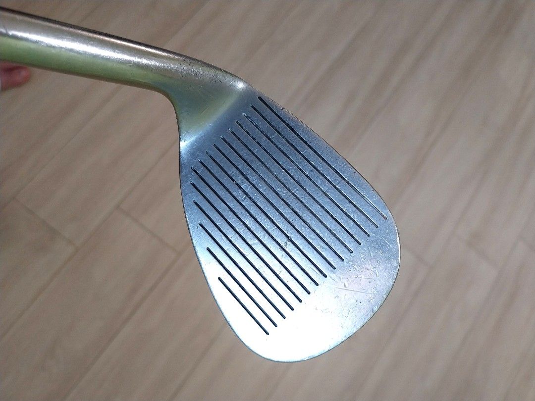 Honma Sand Wedge, Sports Equipment, Sports & Games, Golf on Carousell