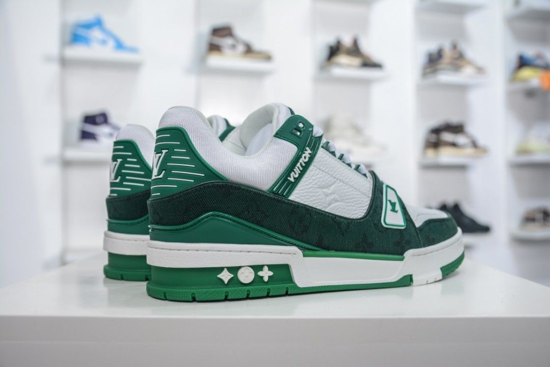 New 2022 Louis Vuitton LV Trainer Sneaker Green Monogram Leather Mens 10.5