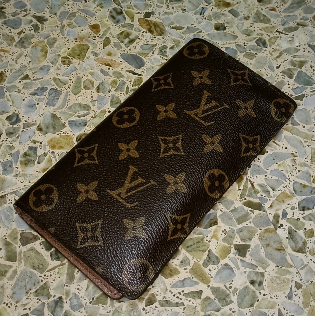 Louis Vuitton Long Wallet Big size Authentic LV Purse Original, Luxury,  Bags & Wallets on Carousell