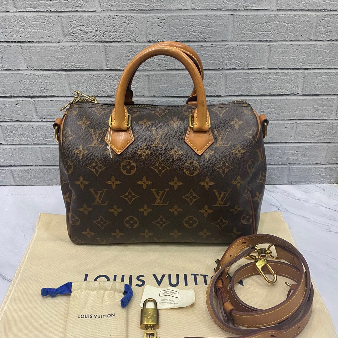 New Louis Vuitton speedy bandou 20 monogram wide strap, Barang Mewah, Tas &  Dompet di Carousell