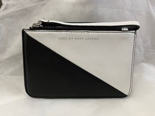 Marc by Marc Jacobs黑白相間手包 手拿零錢包