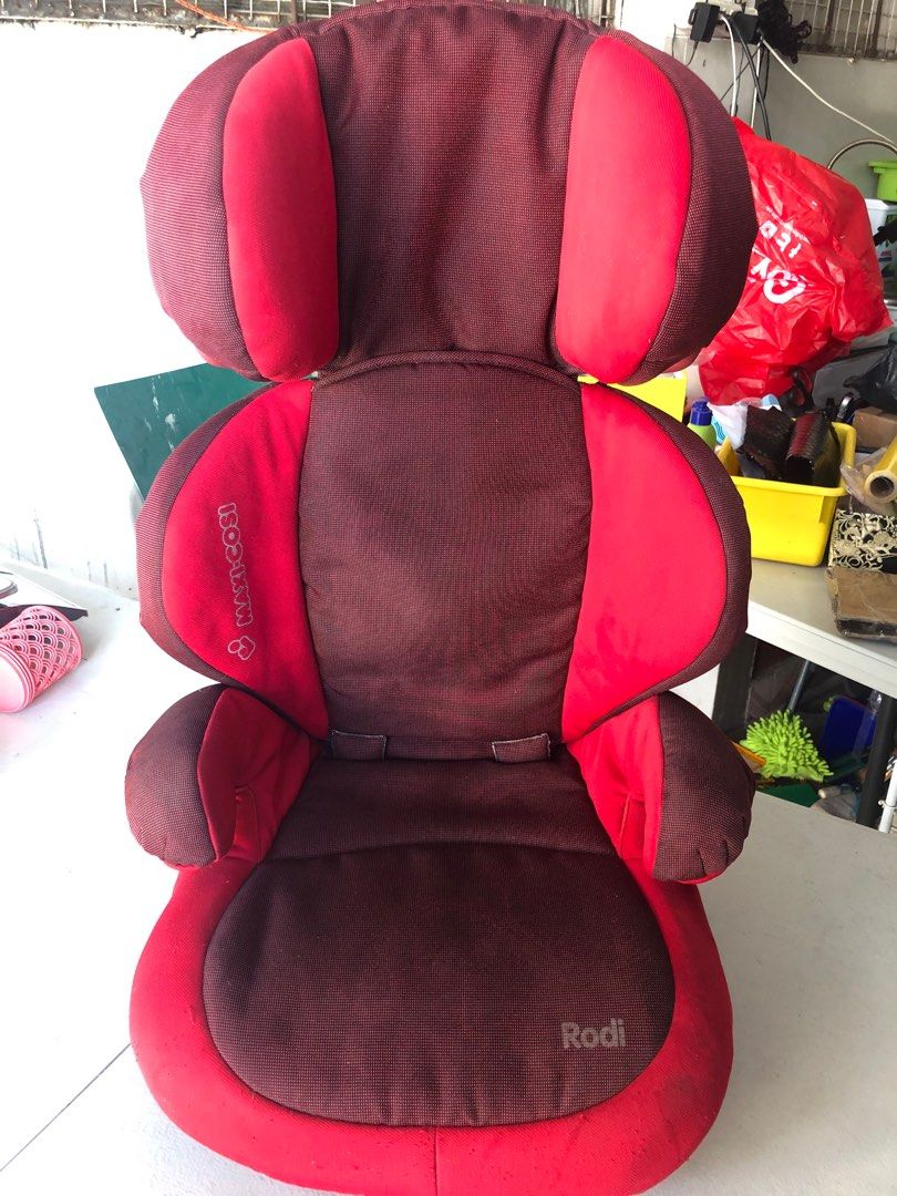Maxicosi Car Booster Seat (Category: Car Seats) located in Paranaque City. Submitted by allthatclutterph (Listing ID 1222073928, Image 1). Description: Used Needs cleaning as just stored Booster seat and back are detachable Bought from Abroad.