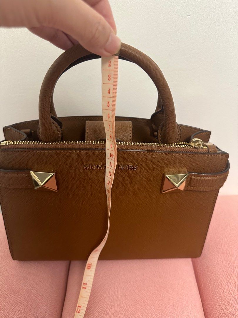 LAYAWAY Michael Kors Karla Bag, Luxury, Bags & Wallets on Carousell