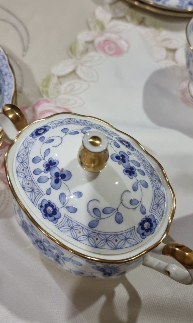 RESERVED! Narumi Milano Teapot Set, Furniture & Home Living