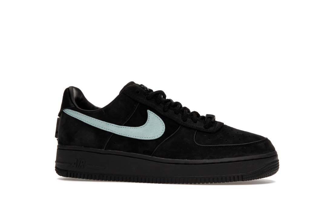 Nike Air Force 1 Low (Tiffany Co 聯乘特別版), 男裝, 鞋, 波鞋