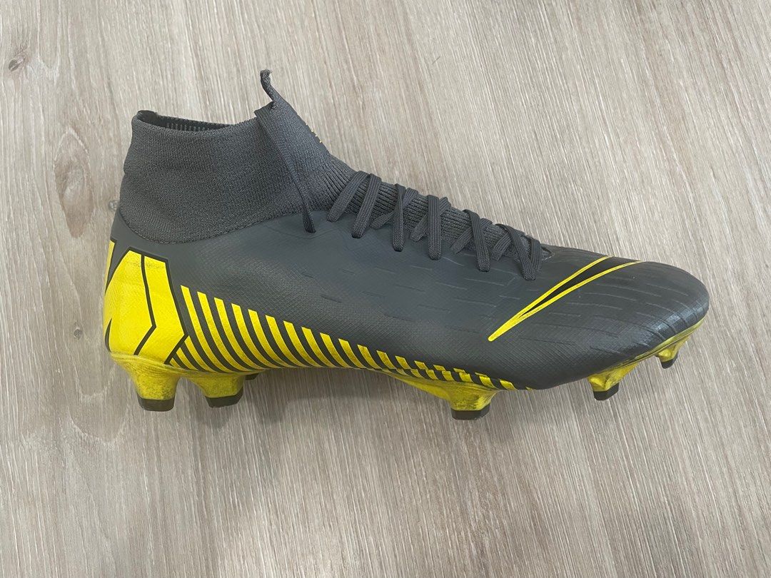 Nike Mercurial Superfly 6 PRO FG UK8 US9 Sports Equipment