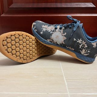 （分類：）位於 。 由 kimm.c 提交（商品編號 1222218674，圖片 1）。簡介： 。