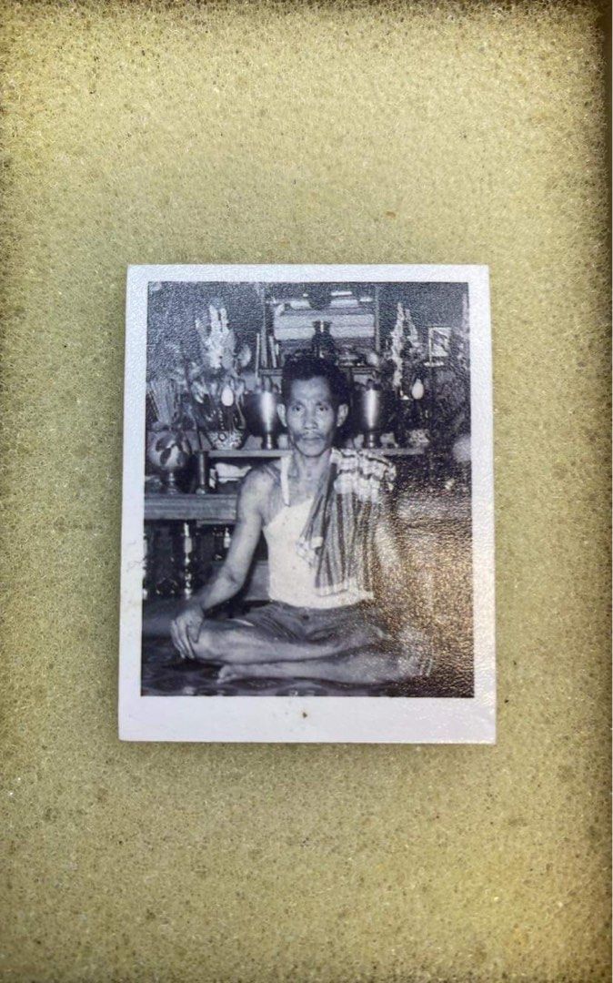Teing Roop Phor Tiang roop tai, Hobbies & Toys, Memorabilia & Collectibles ...