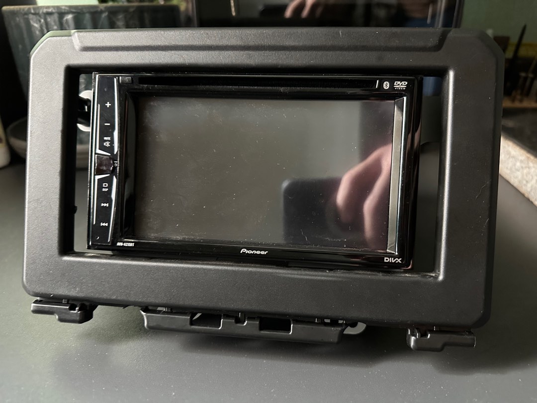 Pioneer avh-a215bt head unit display, Car Accessories, Electronics ...