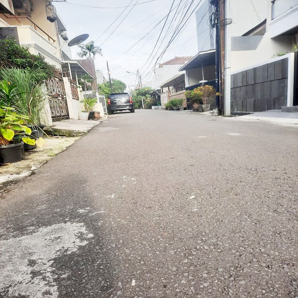 rumah_dijual_di_pulo_gadung_de_1679461383_127ee17a_progressive