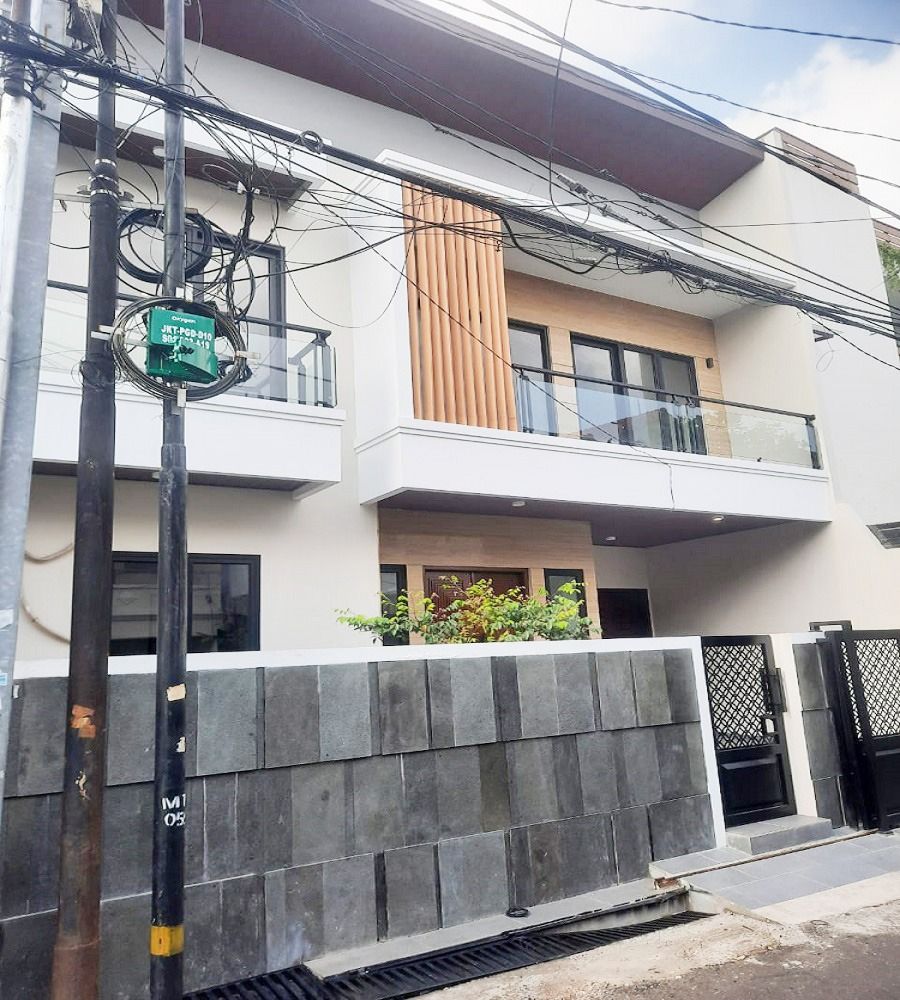 rumah_dijual_di_pulo_gadung_de_1679461383_3b663160_progressive