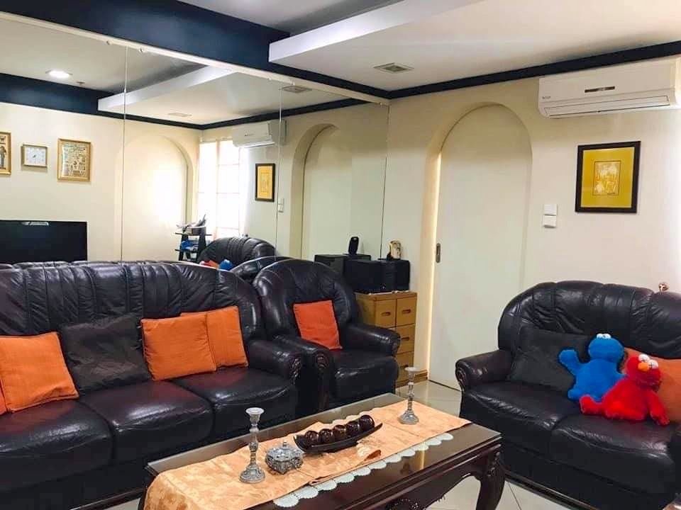 **RUSH** For Sale Fort Palm Spring 2BEDROOM Condominium with Parking