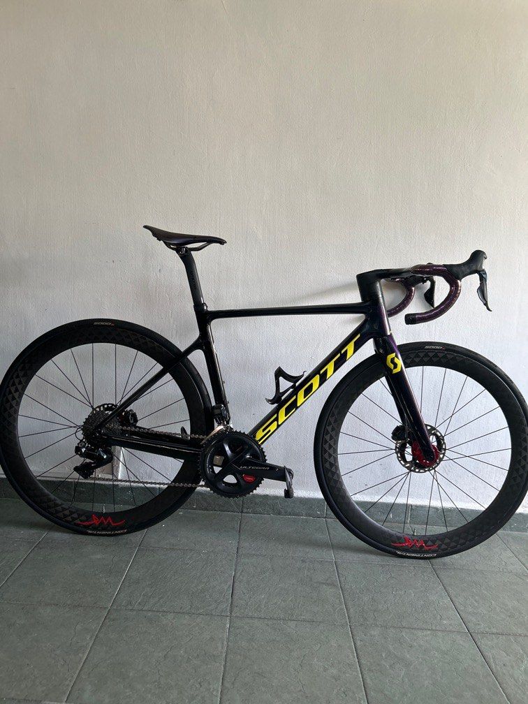 Scott Addict RC PRO DI2 Sports Equipment Bicycles Parts Bicycles on Carousell