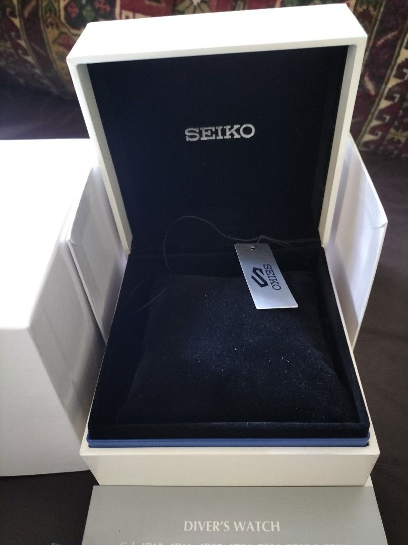 Seiko 5 2025 box
