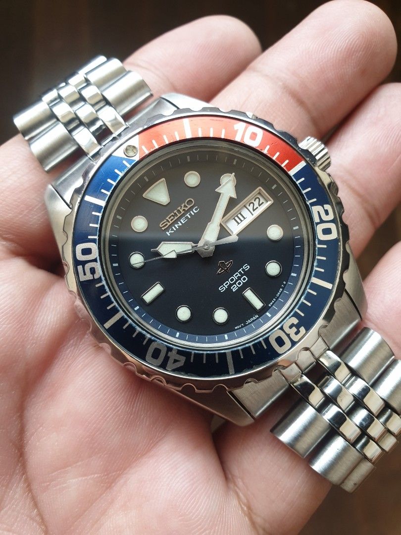 Seiko sports outlet 200 kinetic
