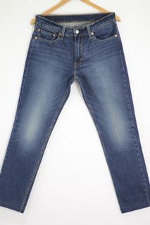 Size 31 Original LEVI'S 511 Slim Fit Jean.