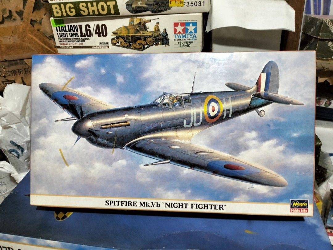 Spitfire Fighter' 1/48-Hasegawa, Hobbies  Toys, Toys  Games  on Carousell