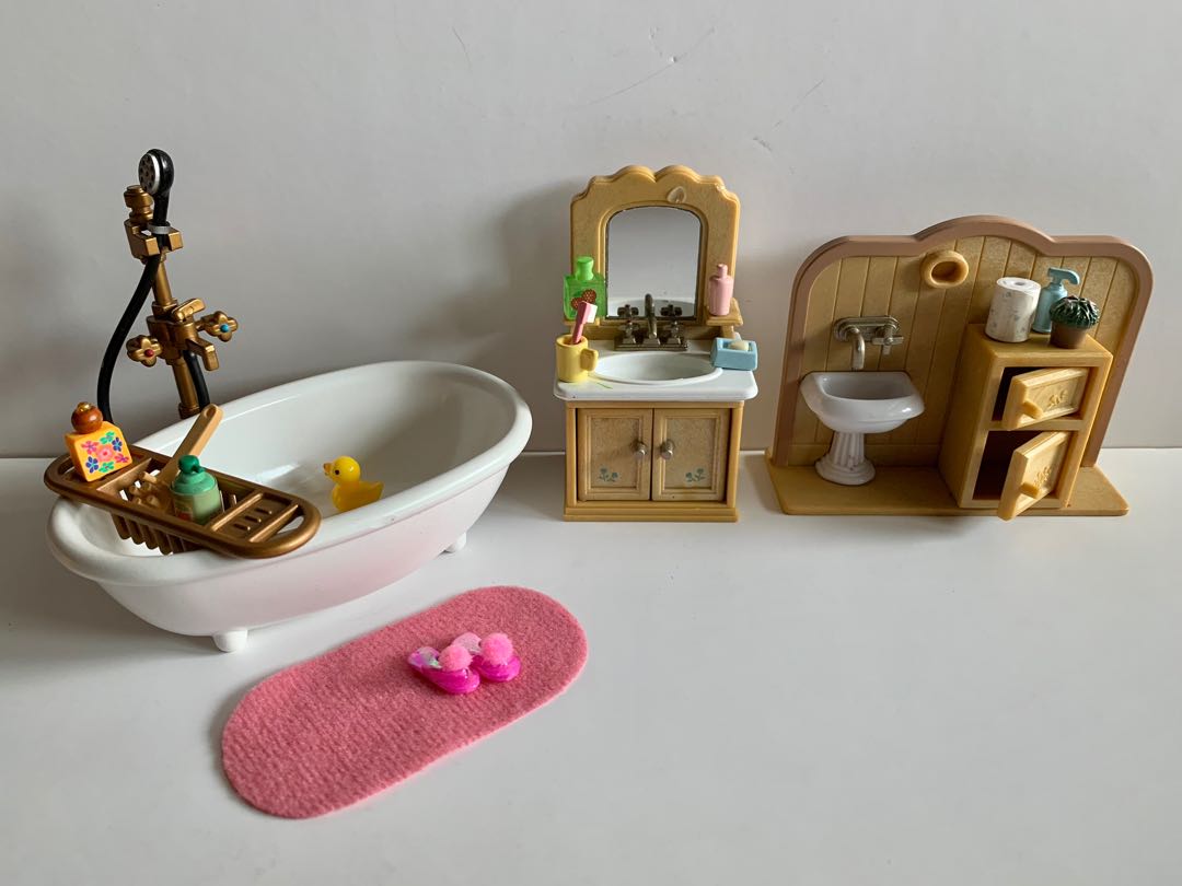 Sylvanian Bathroom Set, Hobbies & Toys, Toys & Games on Carousell