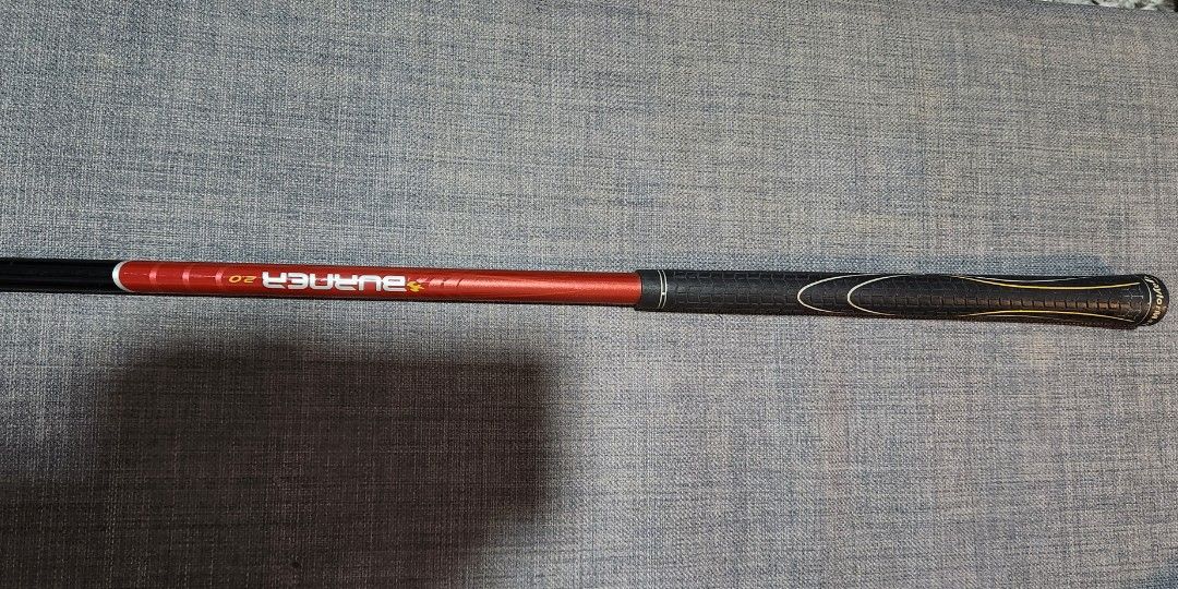 TaylorMade Titanium Bubble 9.5 Driver Factory S-90 Plus Graphite Stiff