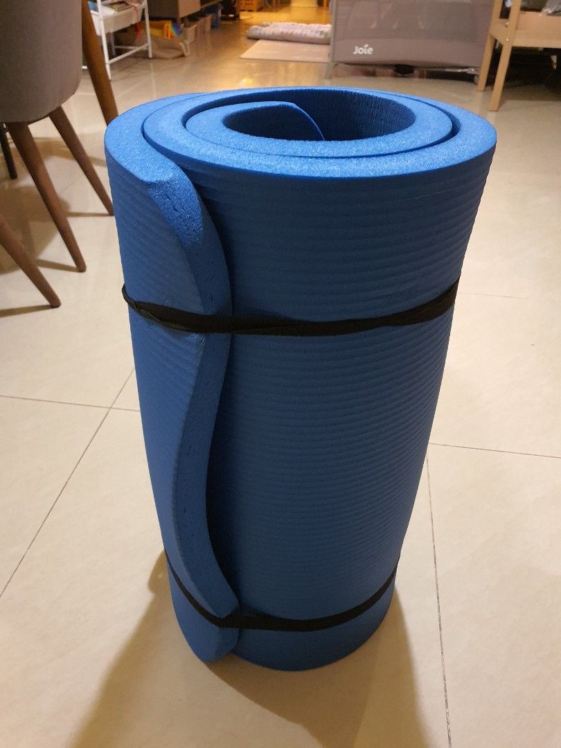Brand new thick 30mm yoga mat Sports Equipment Exercise