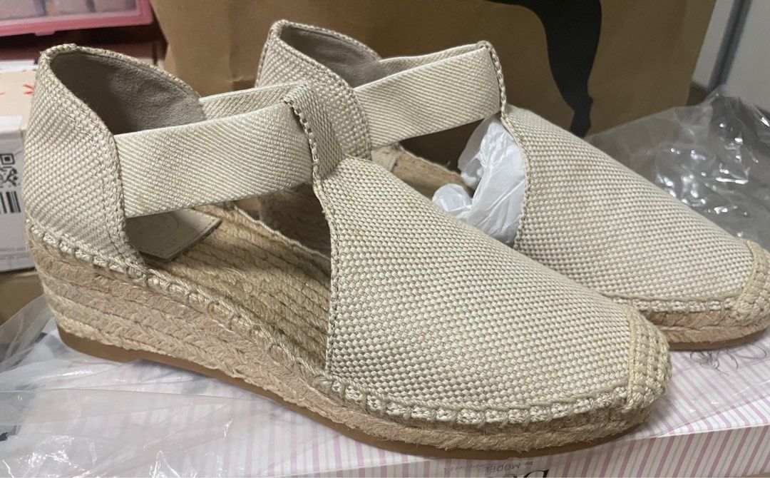 Tory Burch Catalina Espadrille, Women's Fashion, Footwear, Wedges on  Carousell