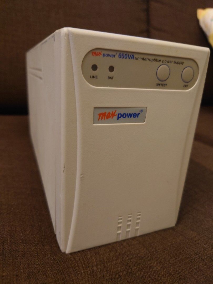 UPS （分類：電腦周邊產品）位於 Hong Kong。 由 tkaaaaa 提交（商品編號 1222088713，圖片 3）。簡介： 650va Ups 電池容量足。