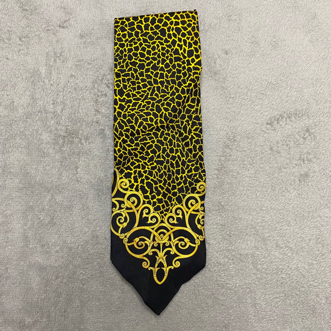 Versace Necktie, Men's Fashion, Watches & Accessories, Ties on Carousell