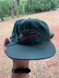 (Category: ) located in . Submitted by mid90scloset (Listing ID 1222116940, Image 1). Description: .
