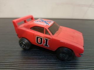 Warner Bros Dukes of Hazard General Lee Car